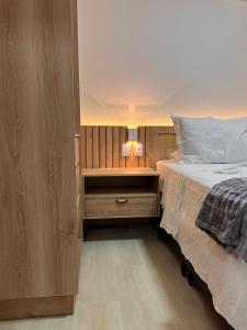 Katil atau katil-katil dalam bilik di Del Mar SG Apartment +20 gambar