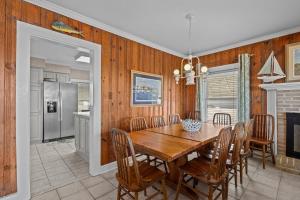 Η κουζίνα ή μικρή κουζίνα στο Pollock Cottage home