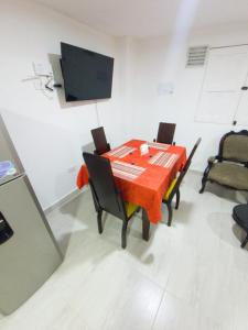 Телевизор и/или развлекательный центр в Villa Andrea Apartamento de lujo en Jericó Antioquia para 7 personas