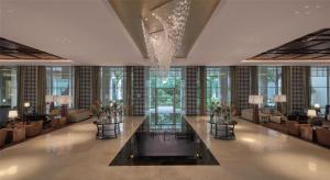 Un lugar para sentarse en Kempinski Hotel Gold Coast City 140 fotos más