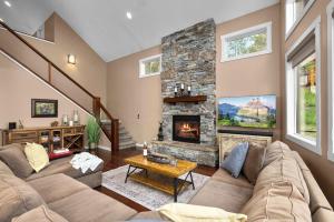Φωτογραφία από το άλμπουμ του Eagles Nest - Hot Tub & Lake Views σε Somers