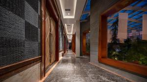 Kép Wyndham Grand Plaza Royale Jiuzhaigou szállásáról Csiucsajkouban a galériában