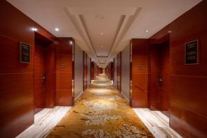 Kép Wyndham Grand Plaza Royale Jiuzhaigou szállásáról Csiucsajkouban a galériában
