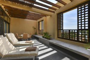 O zonă de relaxare la Kempinski Hotel Ishtar Dead Sea