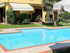 The swimming pool at or close to Holiday Home in Lazise near Lake Garda