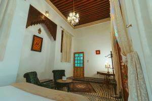 フェズにあるRiad Dar Kenzaのギャラリーの写真