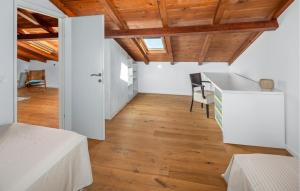 Posteľ alebo postele v izbe v ubytovaní Holiday Home Valbandon 11