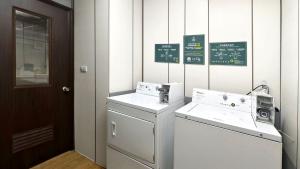 Foto dalla galleria di Holiday Inn Taoyuan Airport by IHG a Dayuan