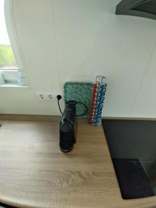 Příslušenství pro přípravu čaje a kávy v ubytování Luxury chalet 'Eveline' near Blokzijl