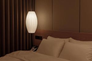 Aventa Hotel客房内的一张或多张床位