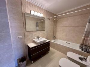 Kúpeľňa v ubytovaní Apartamento Jardines PG014 - Salco la Cumbre