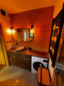 Fotografie z fotogalerie ubytování Bór i Woda - klimatyczny, drewniany dom w sercu jezior i lasów v destinaci Niesiołowice + 69 fotografií