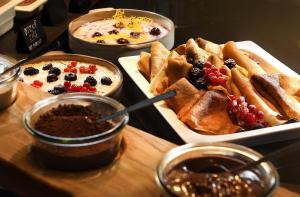 Makanan di atau berdekatan hotel