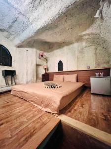 Postel nebo postele na pokoji v ubytování Homestay Thác Liên Khương