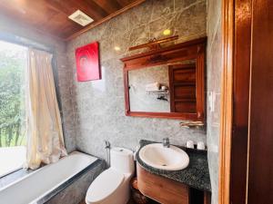 Koupelna v ubytování Homestay Thác Liên Khương