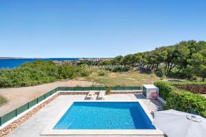 Πισίνα στο ή κοντά στο Villa ELSIE