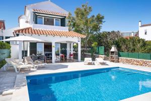 Πισίνα στο ή κοντά στο Villa ELSIE