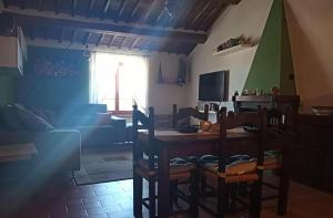 Gallery image of Appartamento caratteristico su borgo "da Leone" in Castiglion Fosco