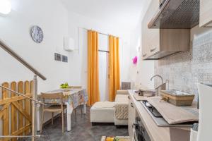 Η κουζίνα ή μικρή κουζίνα στο Casa Giorgia +17 φωτογραφίες