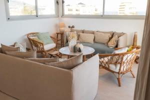 Posezení v ubytování Lovely villa with uninterrupted sea view