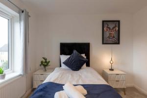 Φωτογραφία από το άλμπουμ του churn - & Spacious 4 Bedroom House in Yeovil σε Over Compton