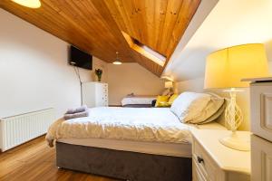 Postel nebo postele na pokoji v ubytování Steepleview 2 Bedroom