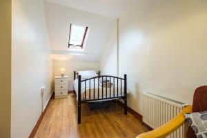Postel nebo postele na pokoji v ubytování Steepleview 2 Bedroom