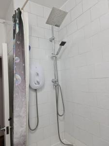 Phòng tắm tại Rooms in Brixton +19 ảnh