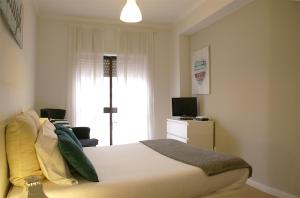 Gallery image of Nove Julho Apartment in Porto