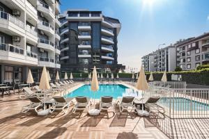 Bazén v ubytování Kaila Beach Hotel - All Inclusive nebo v jeho okolí