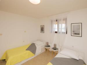 Postel nebo postele na pokoji v ubytování Apartment Maras-1 by Interhome + 16 fotografií