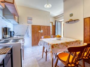 Kuchyň nebo kuchyňský kout v ubytování Apartment Marija-2 by Interhome + 33 fotografií