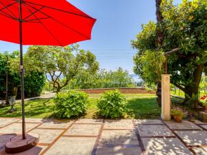 Zahrada ubytování Apartment Marija-2 by Interhome