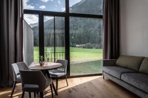 Såndgøld Alpine Glamping的休息区