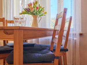 Posezení v ubytování Apartment Koreff-4 by Interhome + 32 fotografií