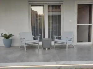 Posezení v ubytování F & B Summer Collection - Kassandra - Nea Fokea