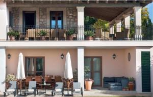 Balkon lub taras w obiekcie Beautiful Home In Manacor