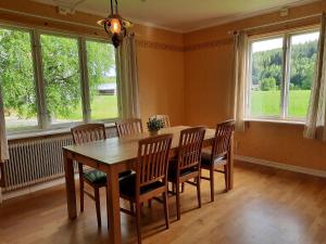 Fotografie z fotogalerie ubytování Tolles Ferienhaus In Torsby Mit Großem Garten v destinaci Stöllet