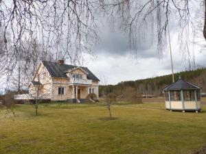 Fotografie z fotogalerie ubytování Tolles Ferienhaus In Torsby Mit Großem Garten v destinaci Stöllet