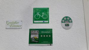 Certifikát, hodnocení, plakát nebo jiný dokument vystavený v ubytování Ferienhaus Schlafgut Küssler In Grub An Der March
