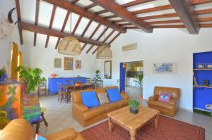 Posezení v ubytování VILLA LES SALINES Maison de Vacances au Grau du Roi