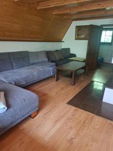 Posezení v ubytování Rajecká chata + 13 fotografií