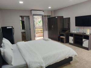 Gallery image of DJ Residency and Pool Party in North Pattaya