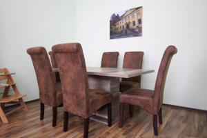 Posezení v ubytování Ferienwohnung Askanier, Ballenstedt