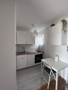 Kuchyň nebo kuchyňský kout v ubytování Rab - Apartman Matea