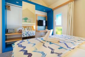 Postel nebo postele na pokoji v ubytování Salt Apartments Vistalmar
