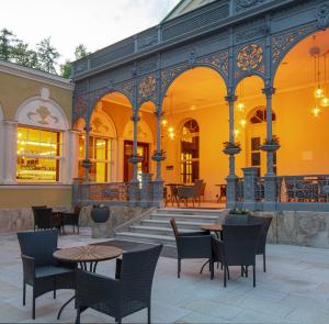 Restaurace v ubytování Esplanade, dependance hotelu Monti Spa