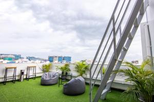 Posezení v ubytování Housr 43 Gachibowli Hyderabad Near DLF Cybercity