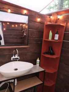 Kamar mandi di Zew Natury