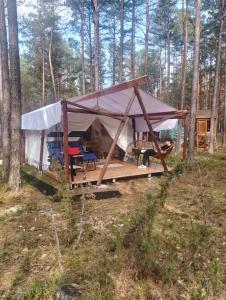Lanskap alam di dekat tenda glamping